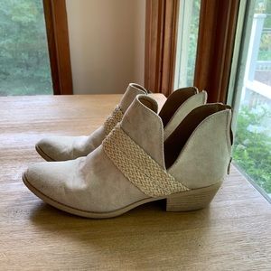 Qupid Braided Suede Tan Taupe Ankle Boots